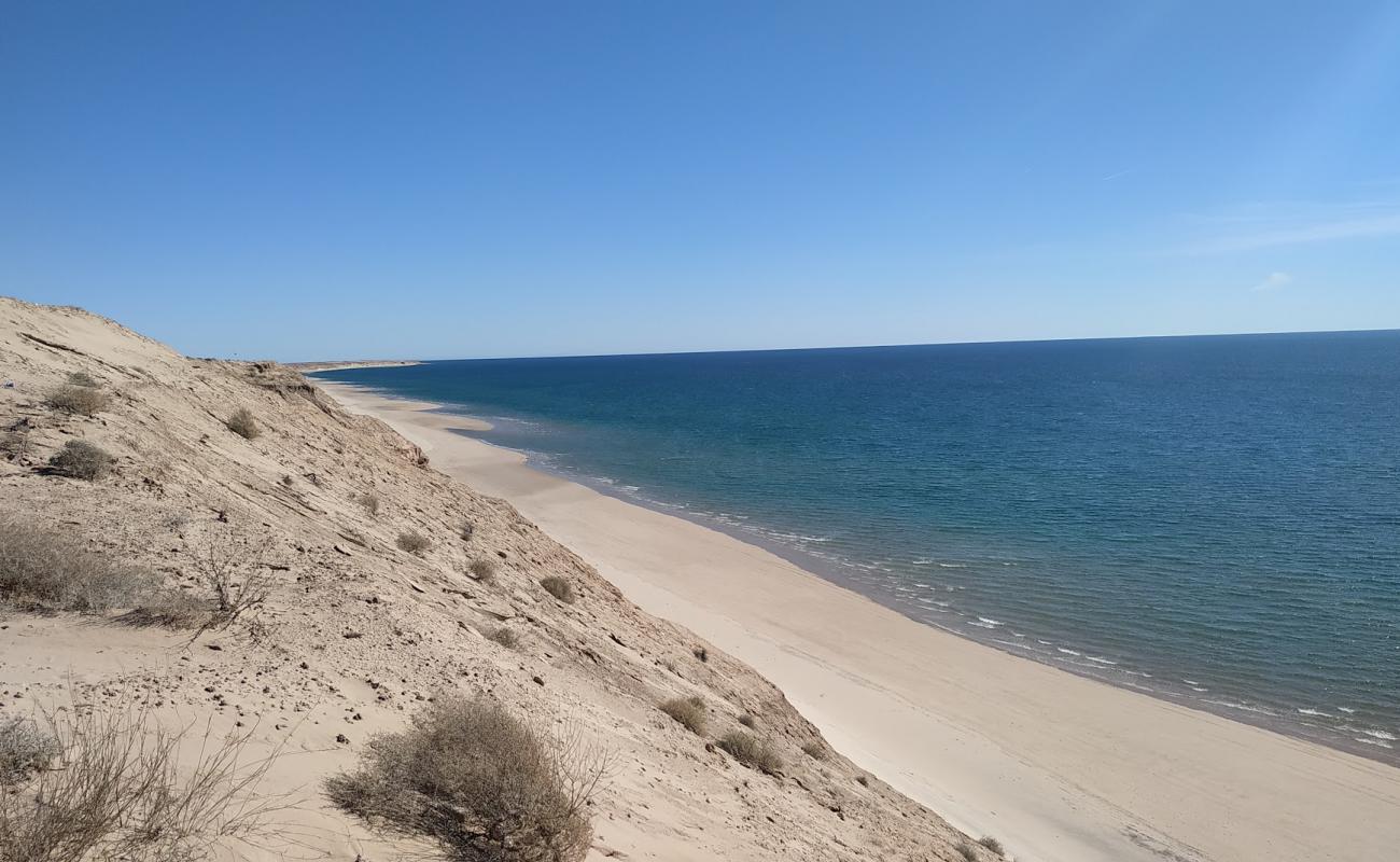 Playa El Borrascoso'in fotoğrafı açık bej kum yüzey ile