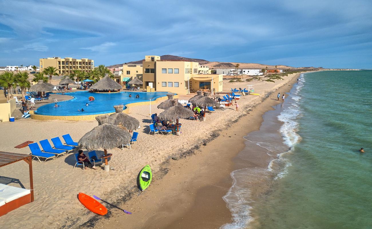 Playa Laguna'in fotoğrafı parlak kum yüzey ile