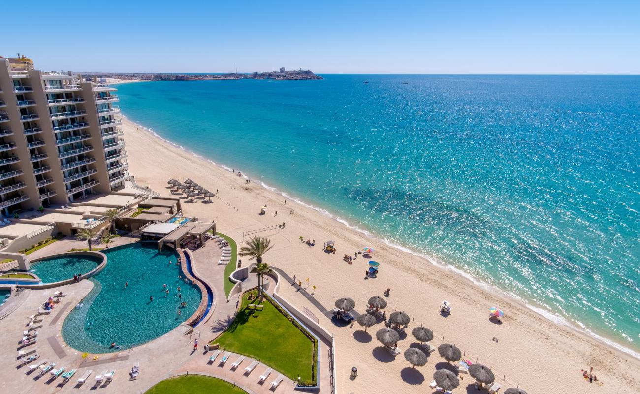 Playa Hermosa'in fotoğrafı açık bej kum yüzey ile