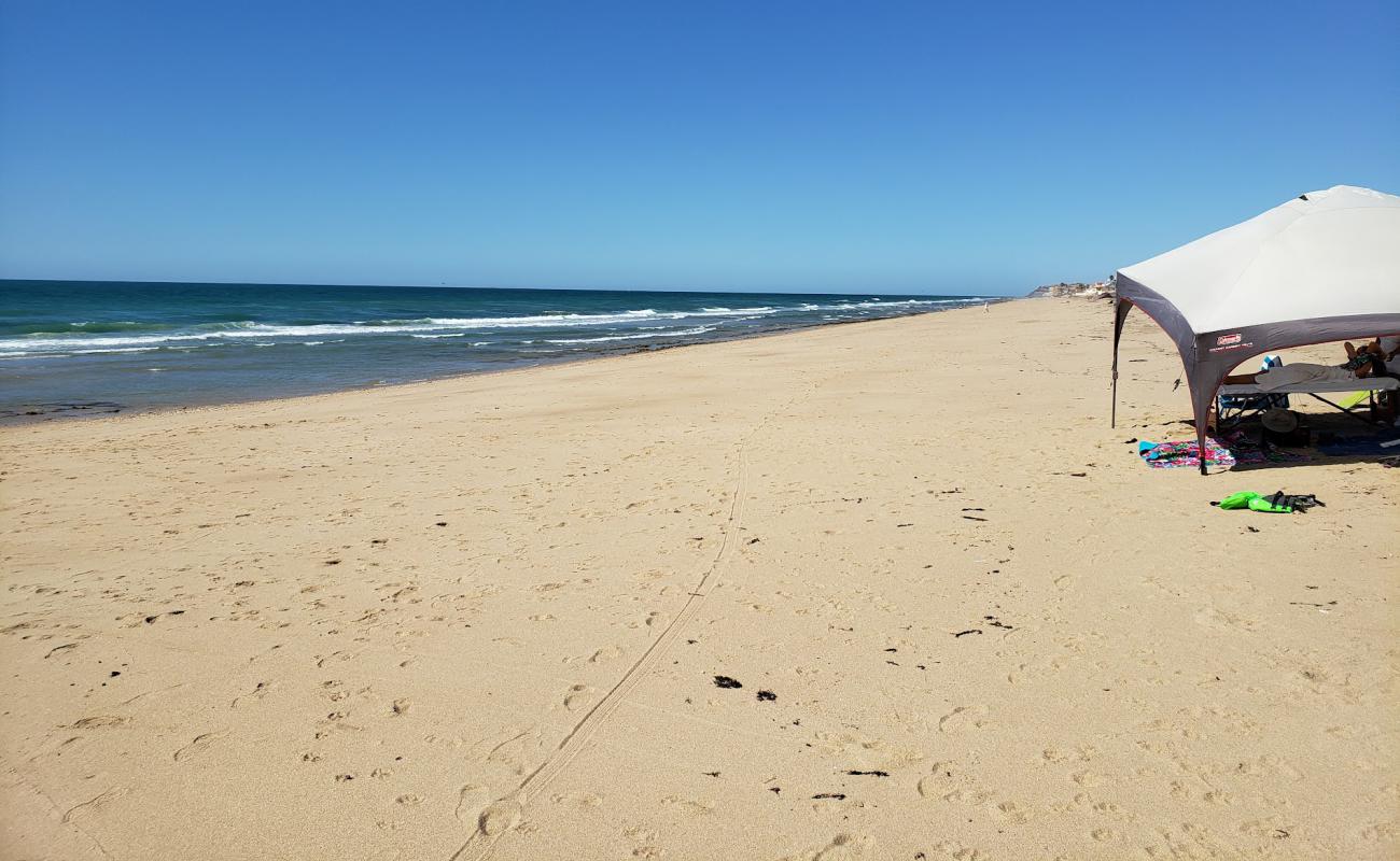 Playa Del Este'in fotoğrafı açık bej kum yüzey ile