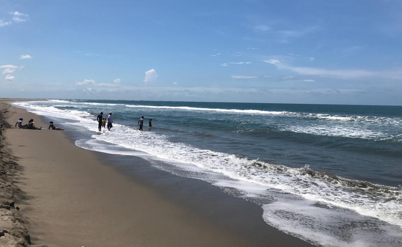 El Tambor beach'in fotoğrafı parlak kum yüzey ile