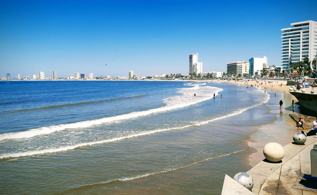 North beach'in fotoğrafı açık bej kum yüzey ile