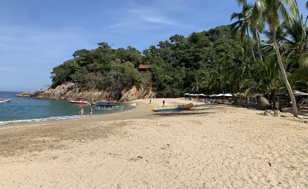 Majahuitas beach'in fotoğrafı küçük bej çakıl yüzey ile