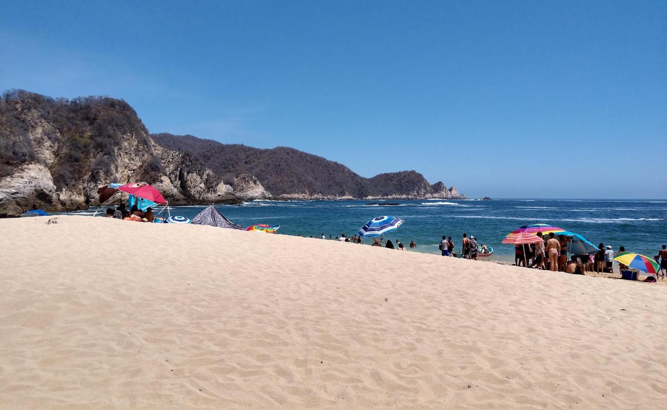 Playa Careyitos'in fotoğrafı parlak ince kum yüzey ile