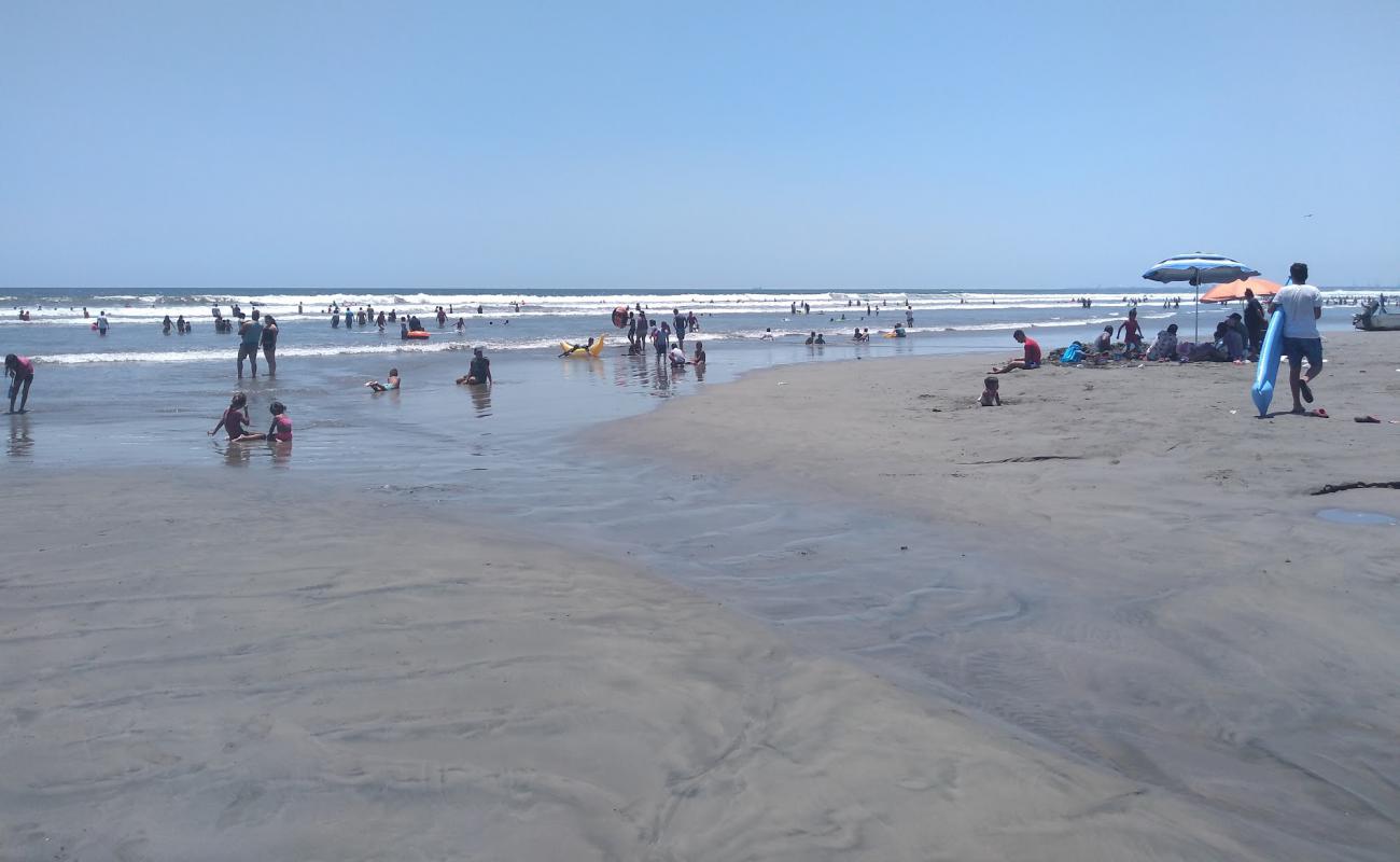 Playa las Penitas'in fotoğrafı kahverengi kum yüzey ile