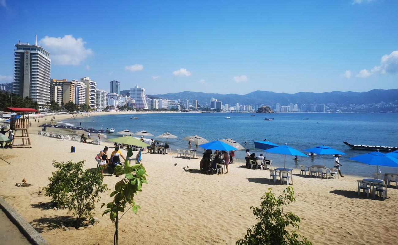 Playa Papagayo'in fotoğrafı açık bej kum yüzey ile