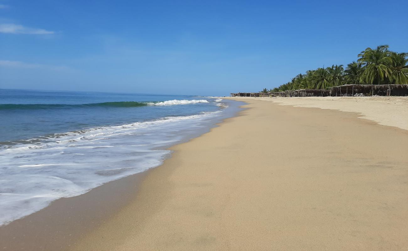 Playa La Bocana'in fotoğrafı açık bej kum yüzey ile