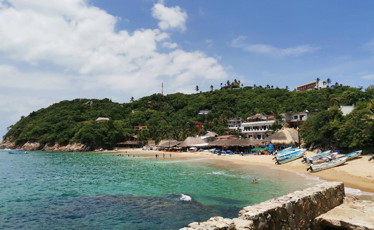 Playa Panteon'in fotoğrafı i̇nce bej kum yüzey ile