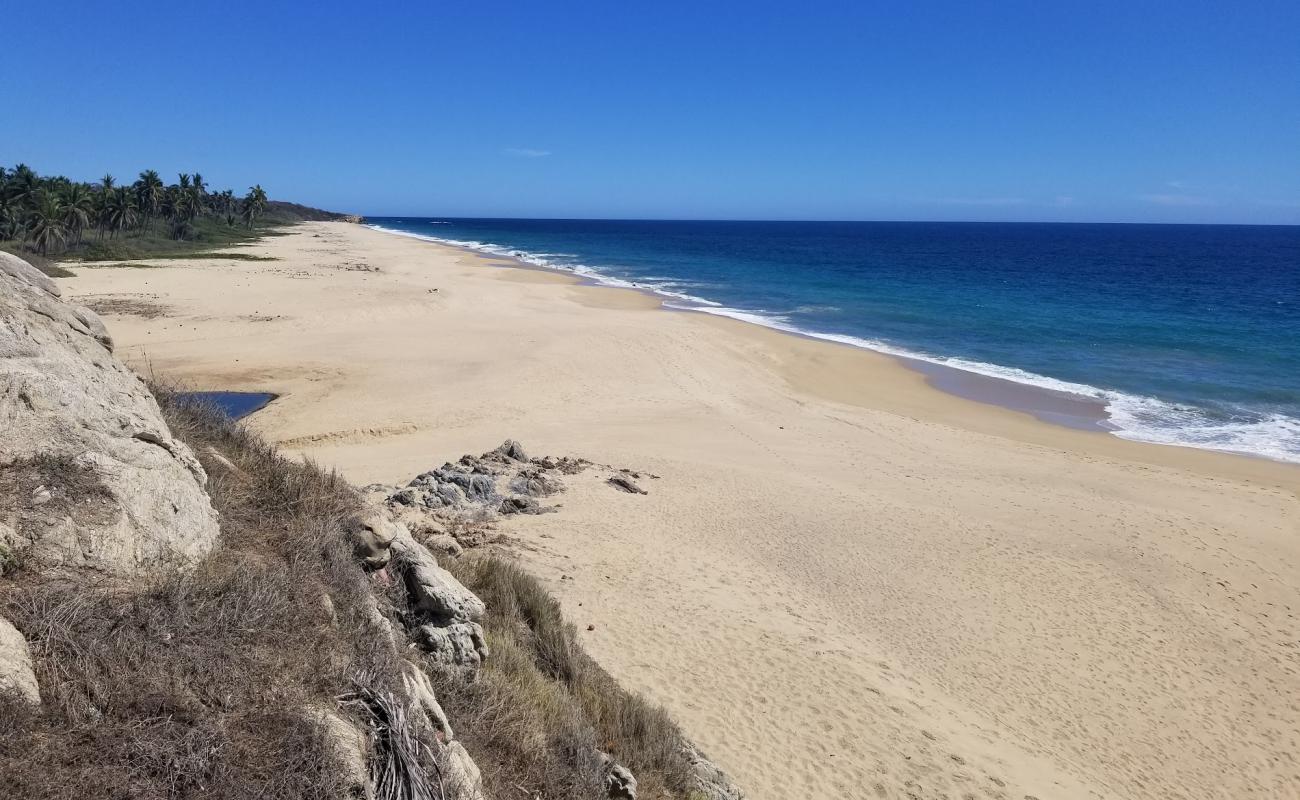 Zapotengo beach'in fotoğrafı parlak ince kum yüzey ile