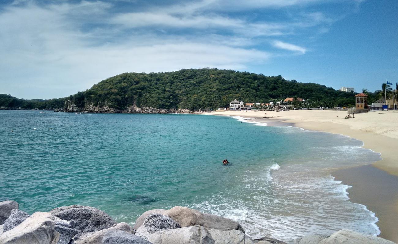 Playa Chahue'in fotoğrafı parlak ince kum yüzey ile