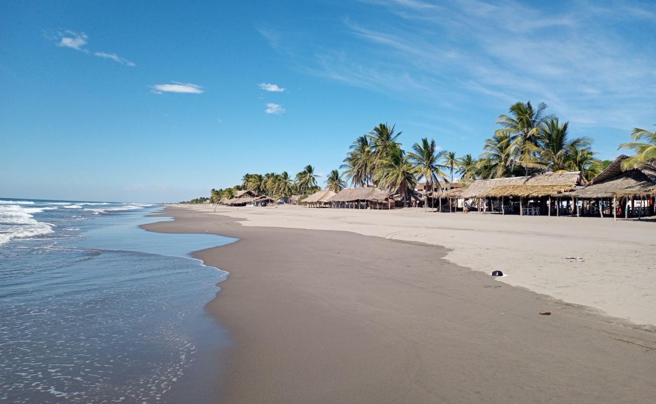 Boca Del Cielo beach'in fotoğrafı gri kum yüzey ile