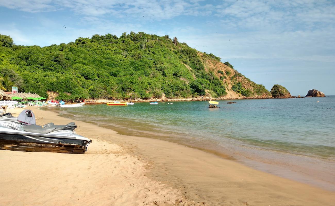 Playa Varadero'in fotoğrafı parlak kum yüzey ile