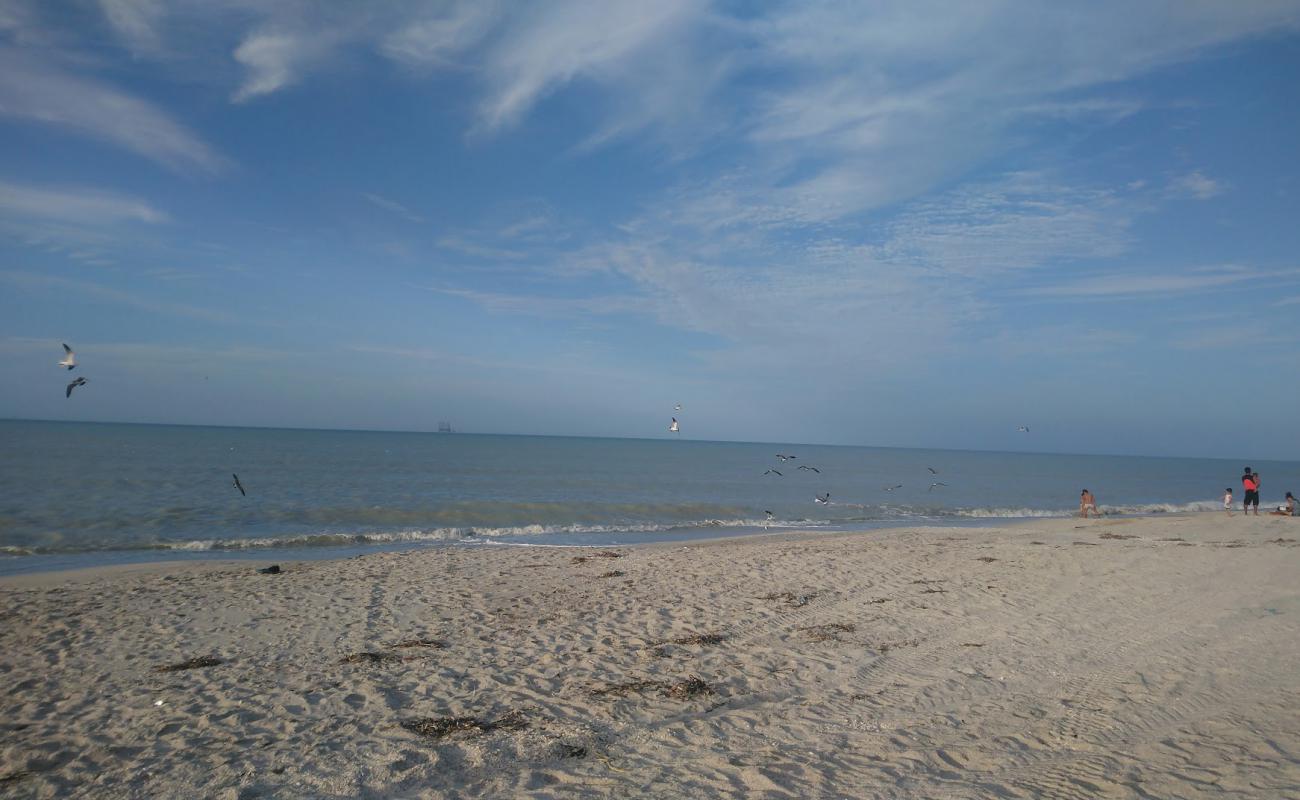 Playa el Limbo'in fotoğrafı parlak kum yüzey ile