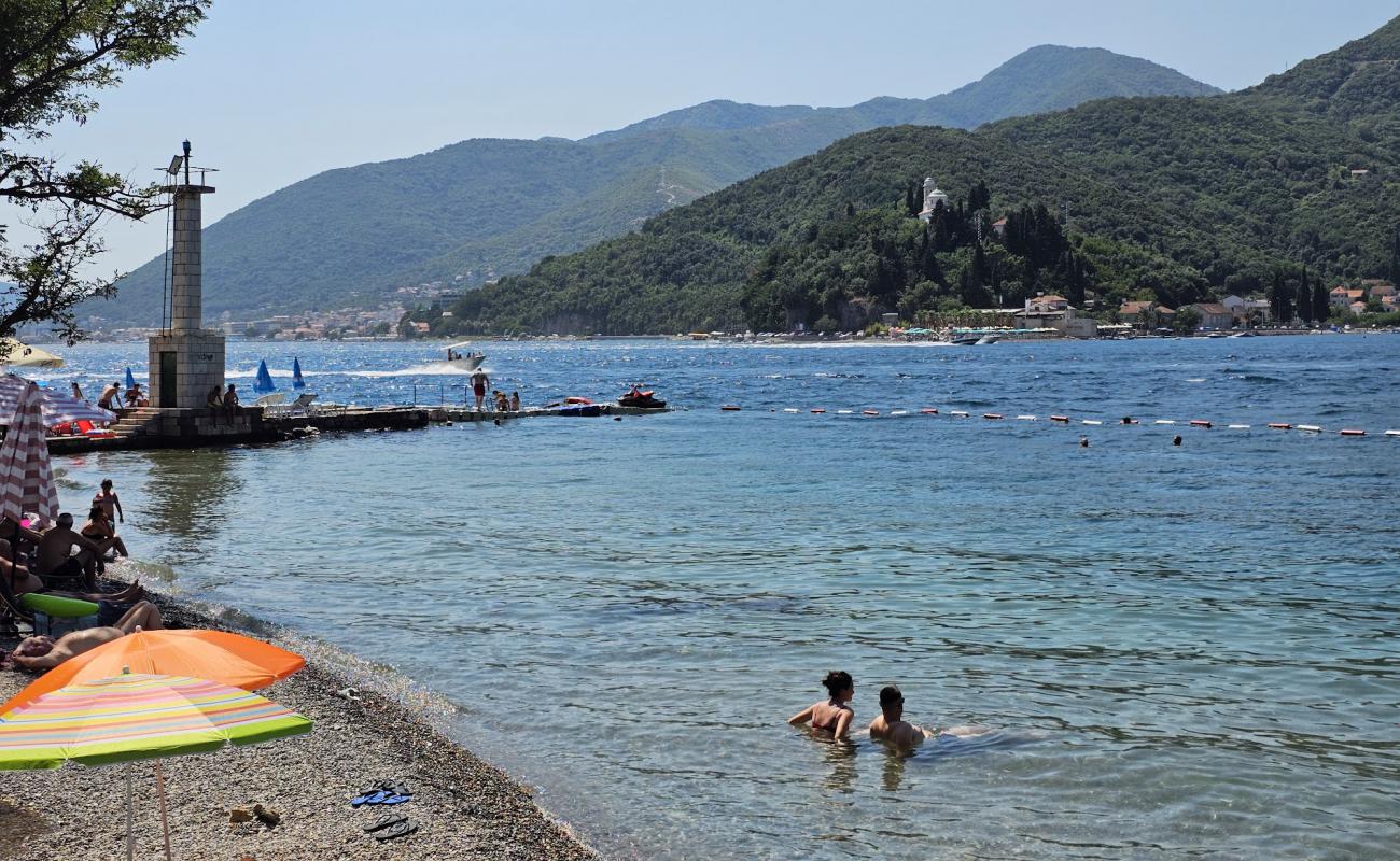 Verige Beach'in fotoğrafı gri çakıl taşı yüzey ile