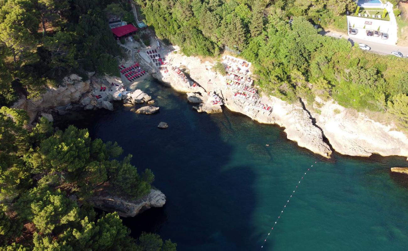 Ladies Beach Dada'in fotoğrafı kayalık arazi yüzey ile