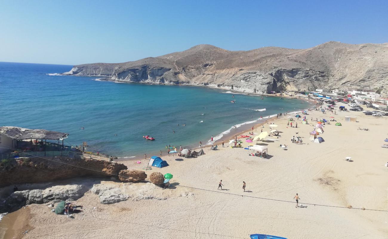 Playa Tcharrana'in fotoğrafı parlak kum yüzey ile