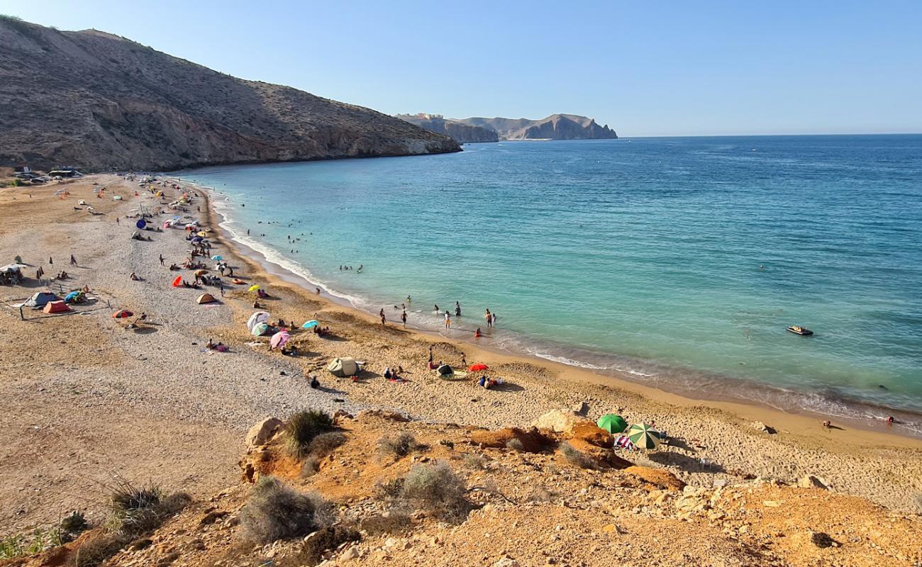 Plage Isri'in fotoğrafı hafif çakıl yüzey ile