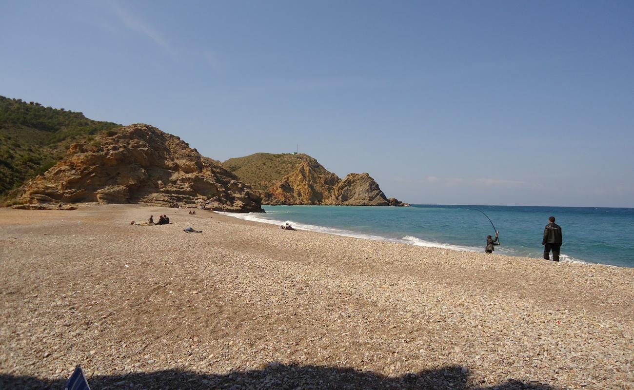 Bosco beach'in fotoğrafı küçük kahverengi çakıllar yüzey ile