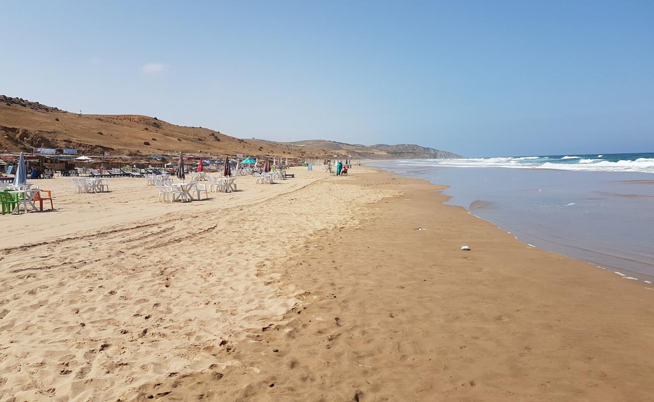 Plage Des Coves, Asilah'in fotoğrafı parlak ince kum yüzey ile