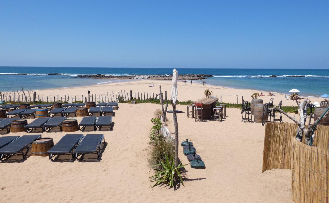 Oued Cherrat Plage'in fotoğrafı i̇nce bej kum yüzey ile