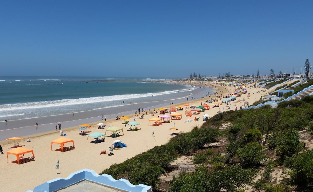 Plage Sidi Bouzid'in fotoğrafı i̇nce bej kum yüzey ile