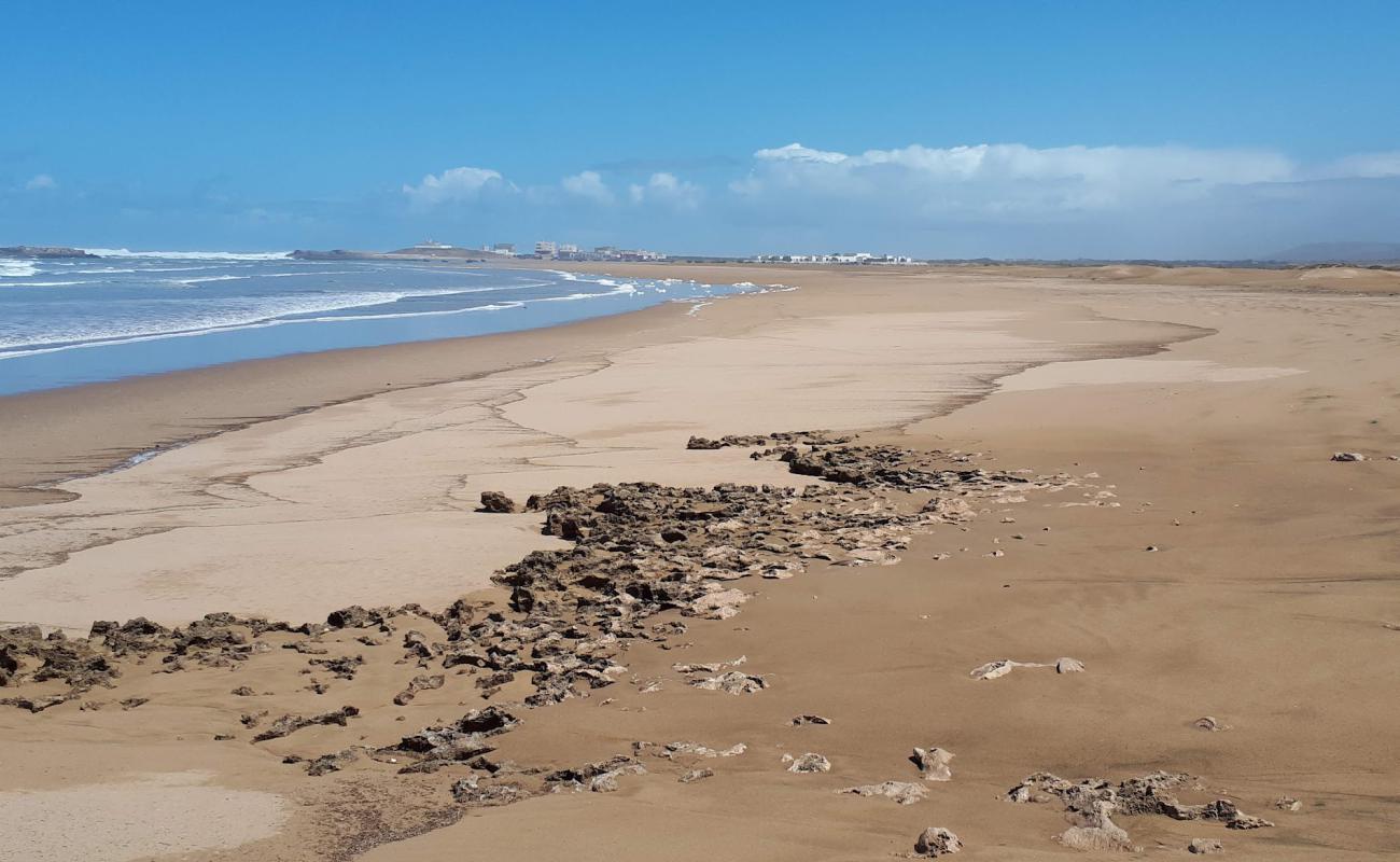 Plage Bhibeh'in fotoğrafı parlak ince kum yüzey ile