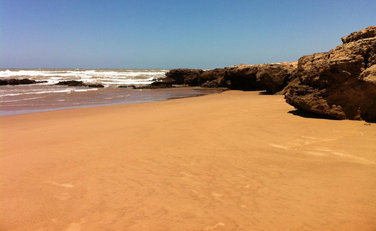 Plage Cap Sim'in fotoğrafı i̇nce bej kum yüzey ile