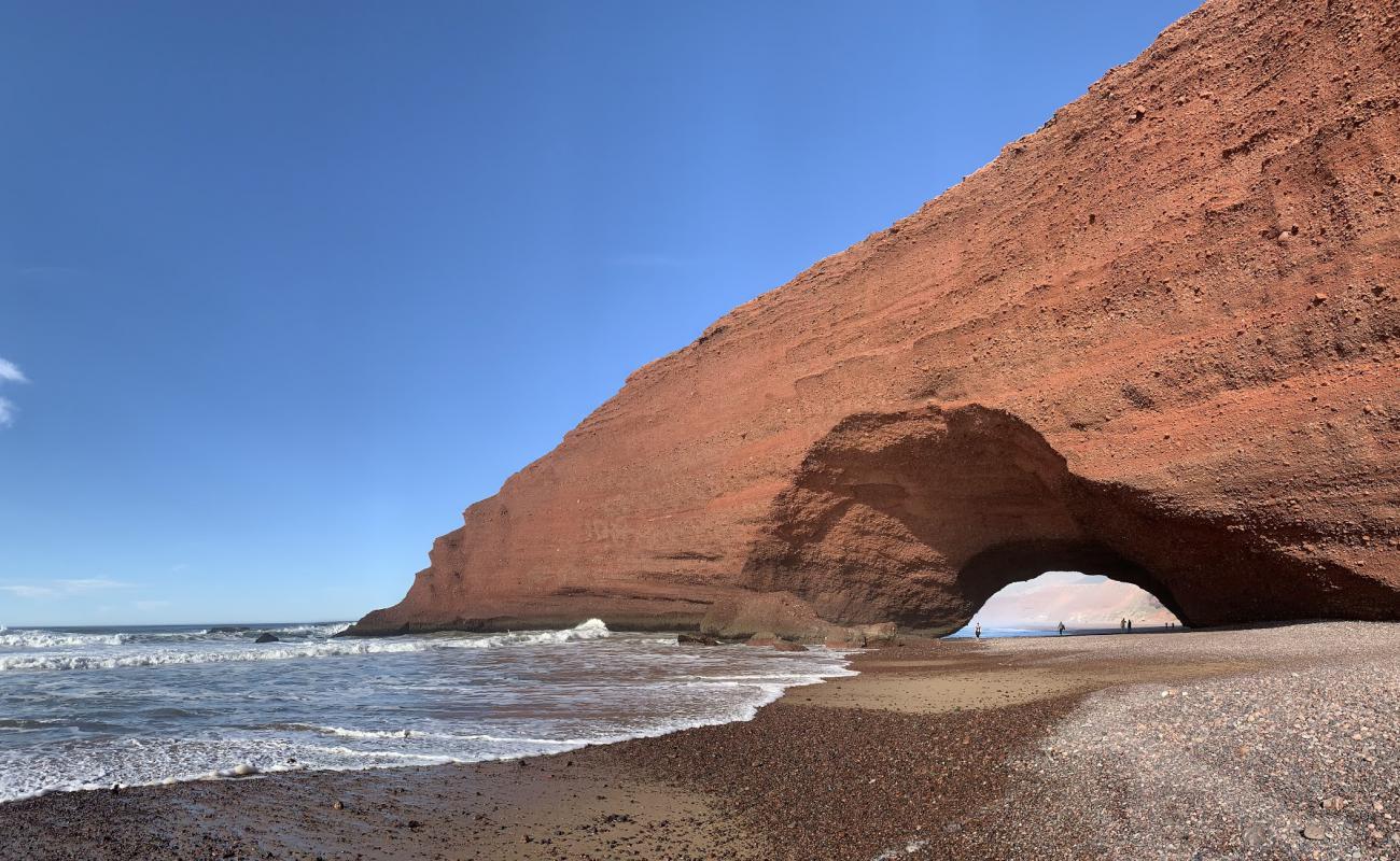 Legzira Beach'in fotoğrafı açık bej kum yüzey ile