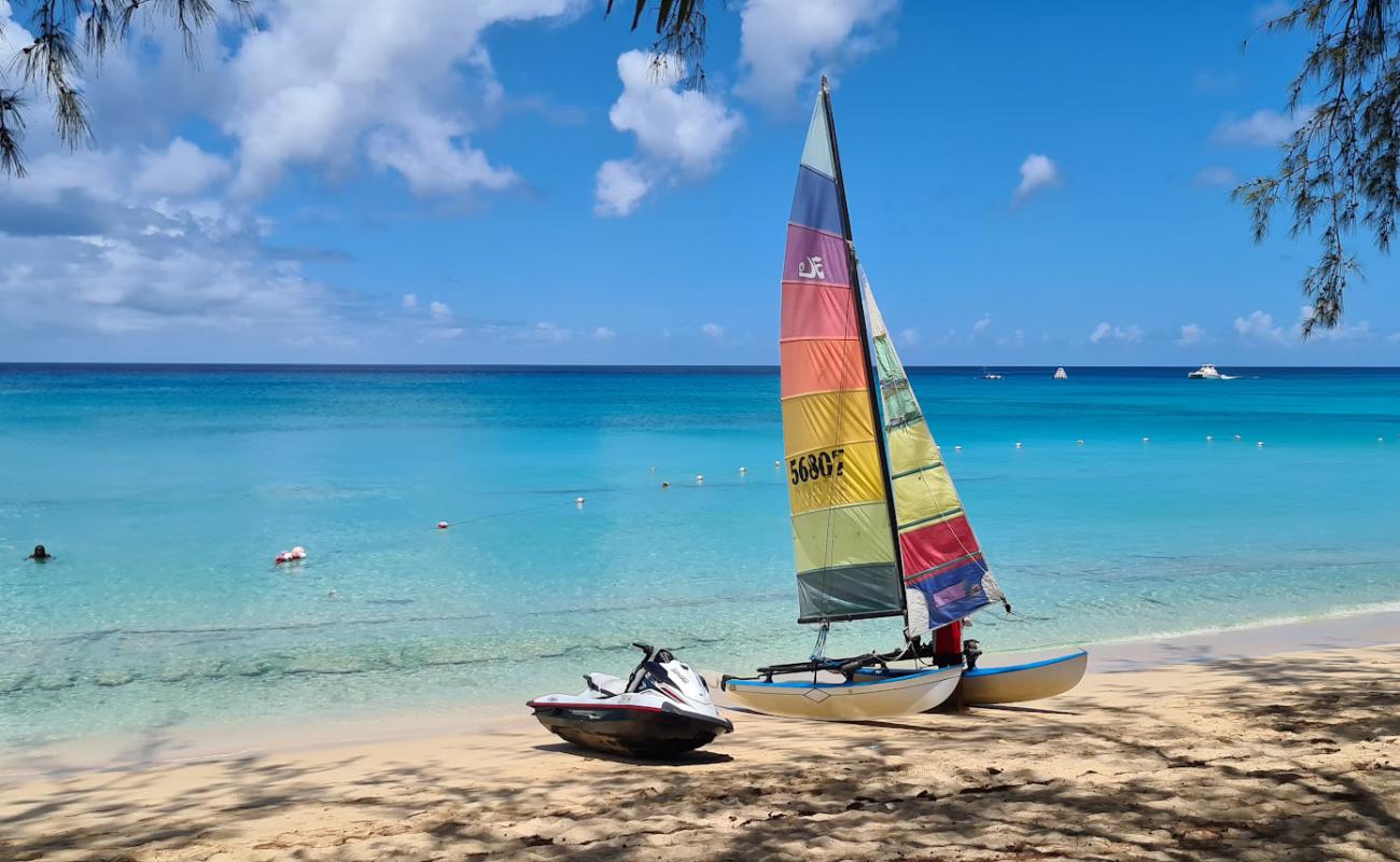 Mullins beach'in fotoğrafı i̇nce bej kum yüzey ile