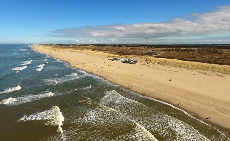 Ecomare beach'in fotoğrafı parlak kum yüzey ile