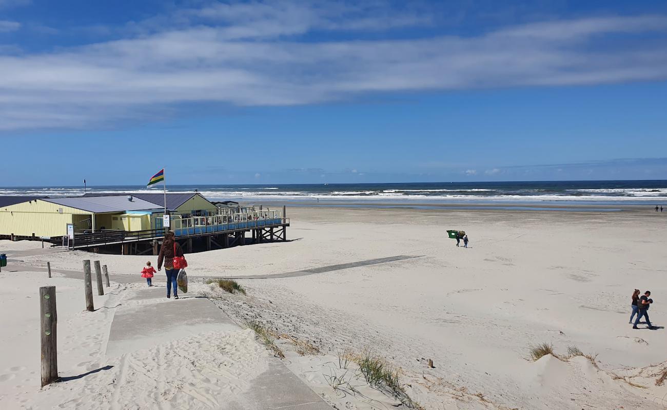 Oosterend Strand'in fotoğrafı parlak kum yüzey ile