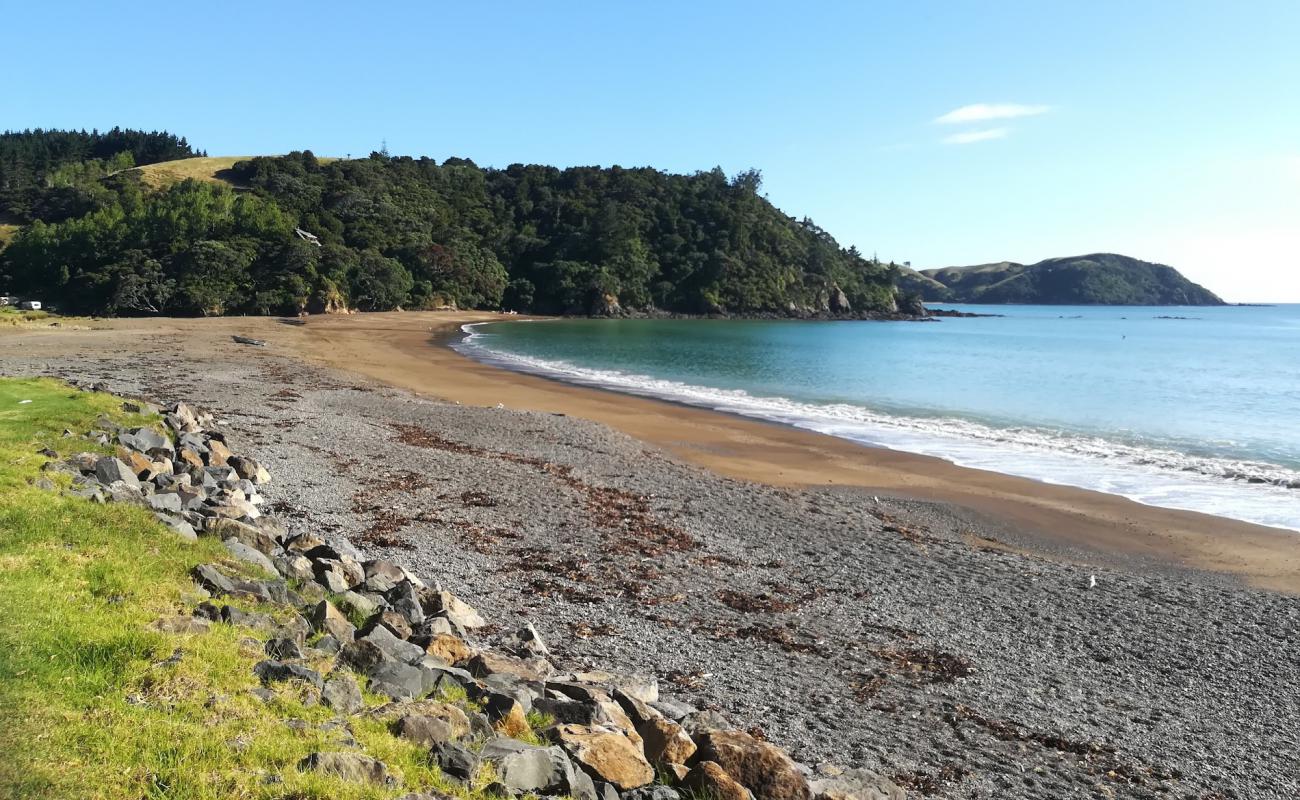 Te Mimiha Bay'in fotoğrafı hafif ince çakıl taş yüzey ile