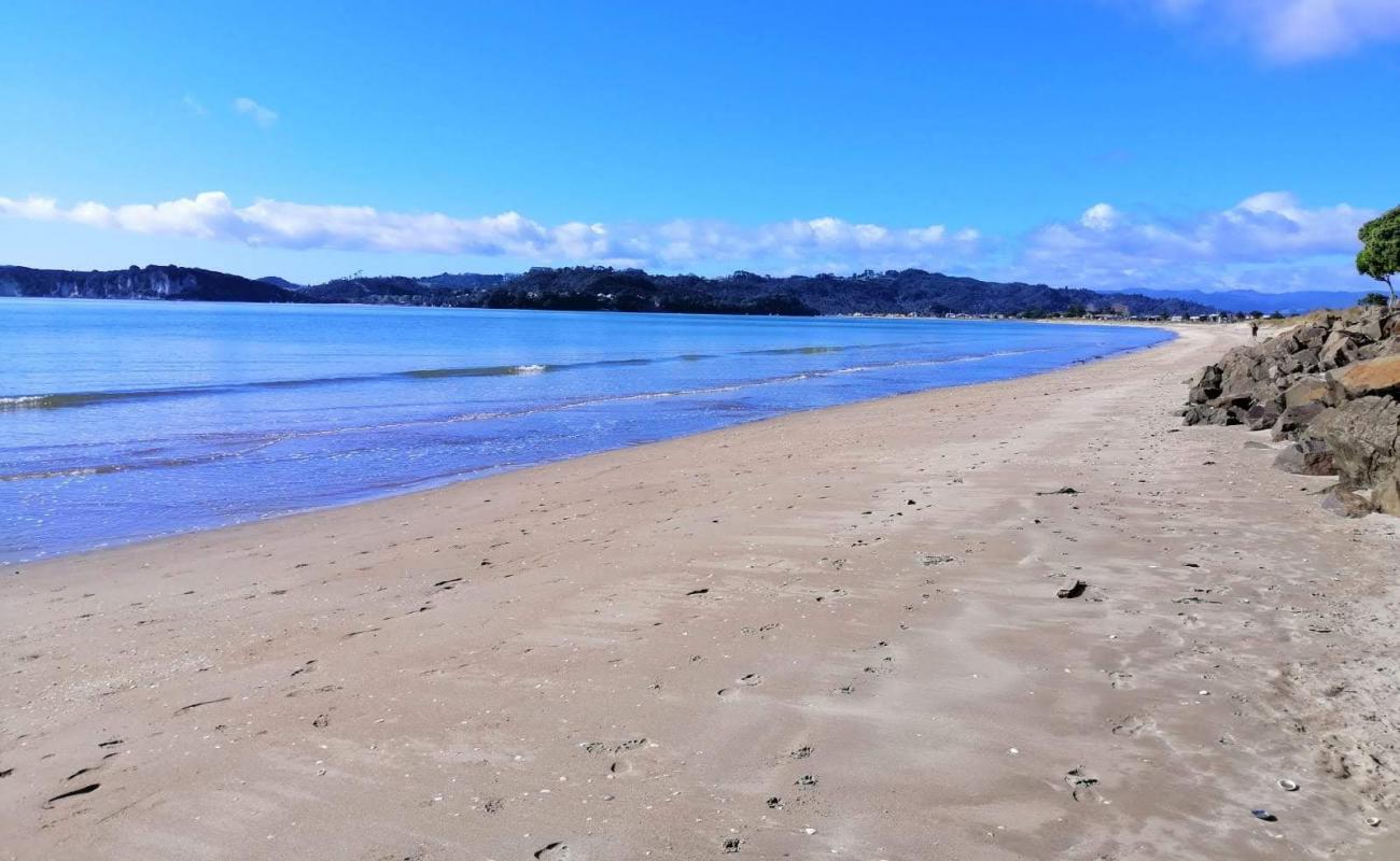 Ohuka Beach'in fotoğrafı açık bej kum yüzey ile
