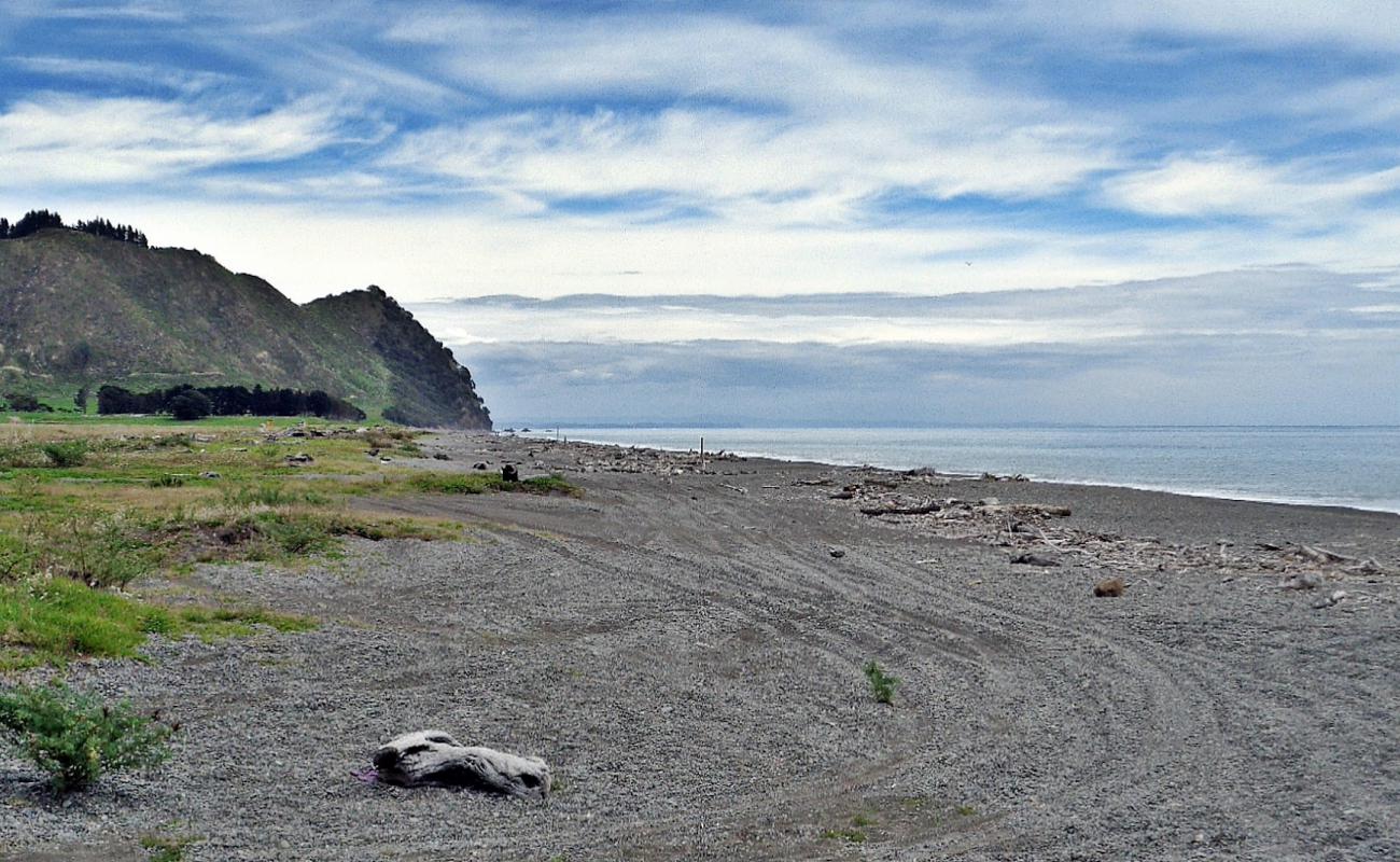 Torere Beach'in fotoğrafı gri çakıl taşı yüzey ile