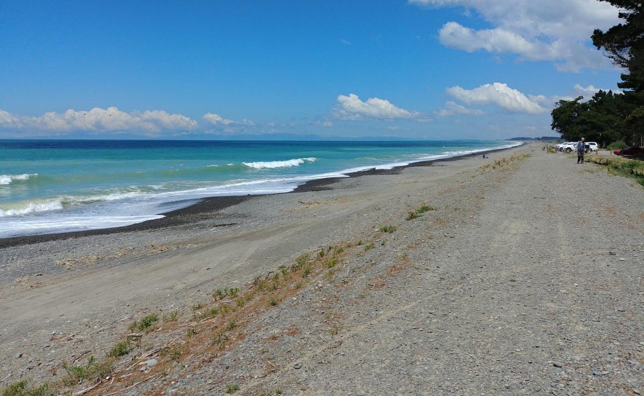 Amberley Beach Reserve'in fotoğrafı gri çakıl taşı yüzey ile