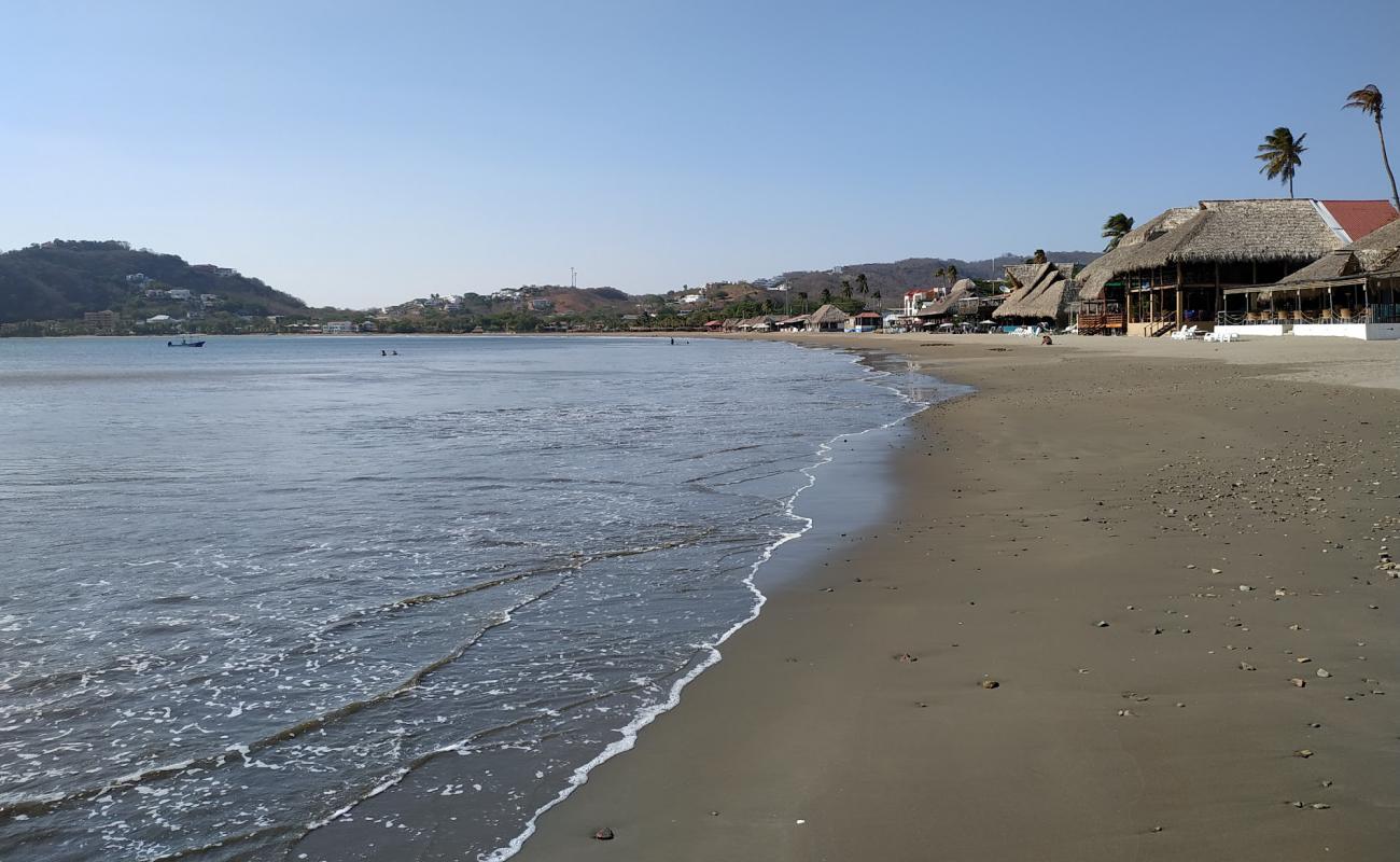 San Juan del Sur Plajı'in fotoğrafı açık bej kum yüzey ile