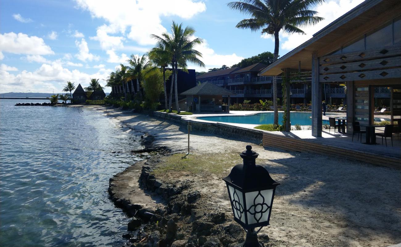 Paradise Island Resort'in fotoğrafı taşlı kum yüzey ile