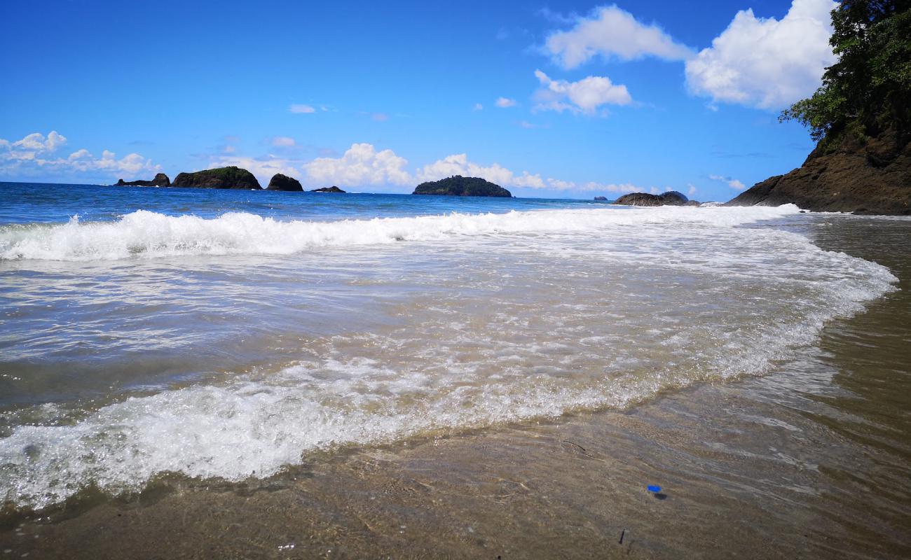 Playa San Pedrillo'in fotoğrafı kahverengi kum yüzey ile