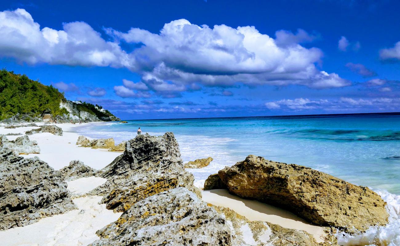 Marley Beach'in fotoğrafı parlak ince kum yüzey ile