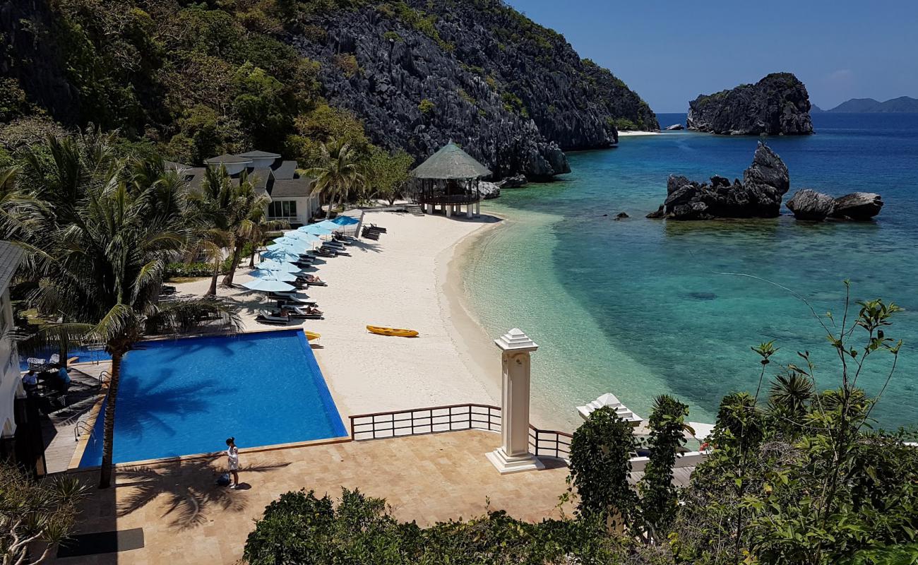 Culasa Beach'in fotoğrafı açık bej kum yüzey ile