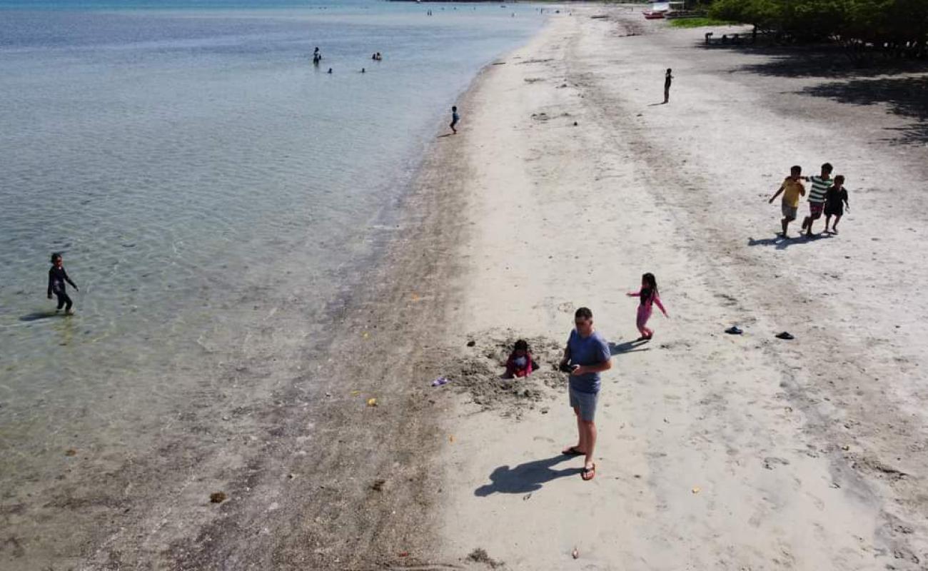 Aroma Beach'in fotoğrafı açık bej kum yüzey ile