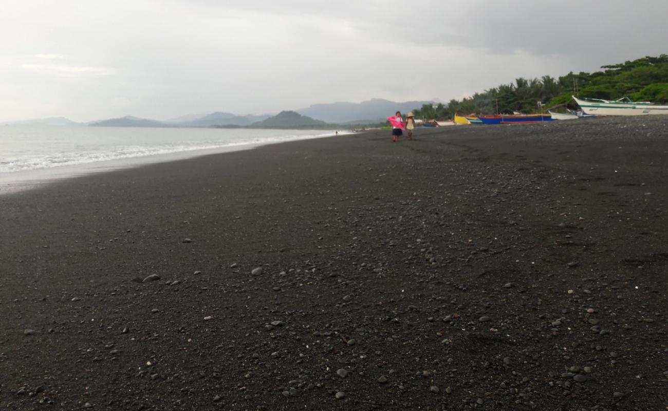 Barangay Beach'in fotoğrafı gri kum yüzey ile