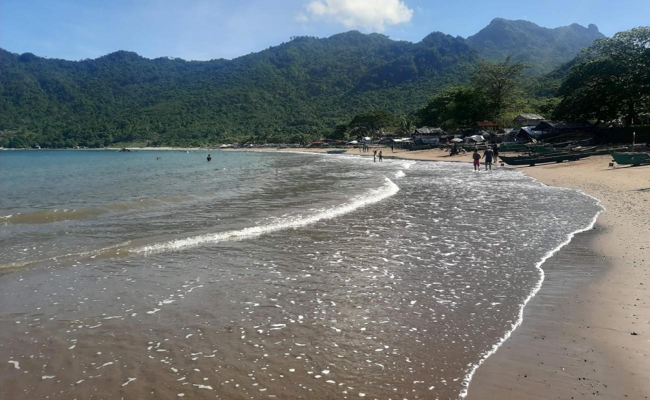 Patungan beach'in fotoğrafı açık bej kum yüzey ile