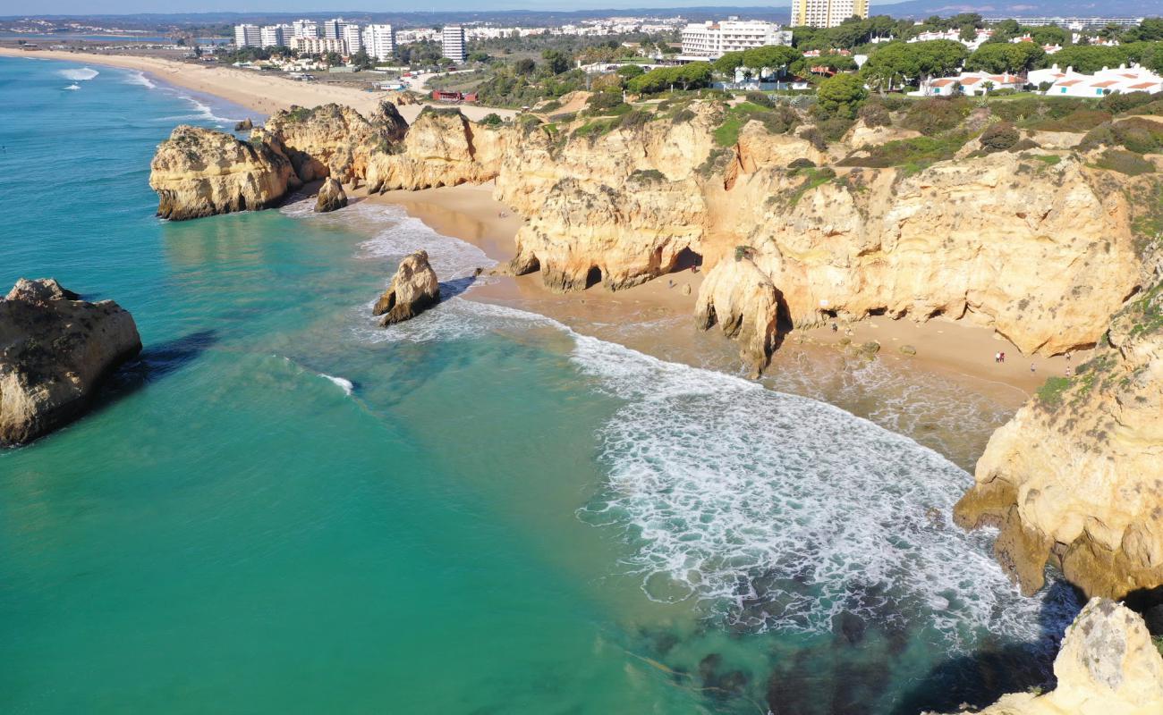 Prainha Plajı'in fotoğrafı parlak ince kum yüzey ile