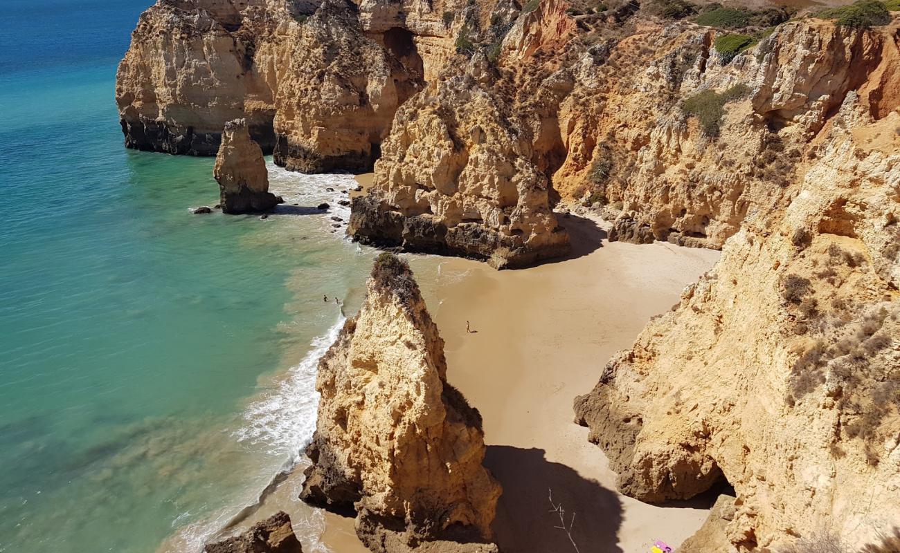 Barranco do Martinho'in fotoğrafı i̇nce bej kum yüzey ile