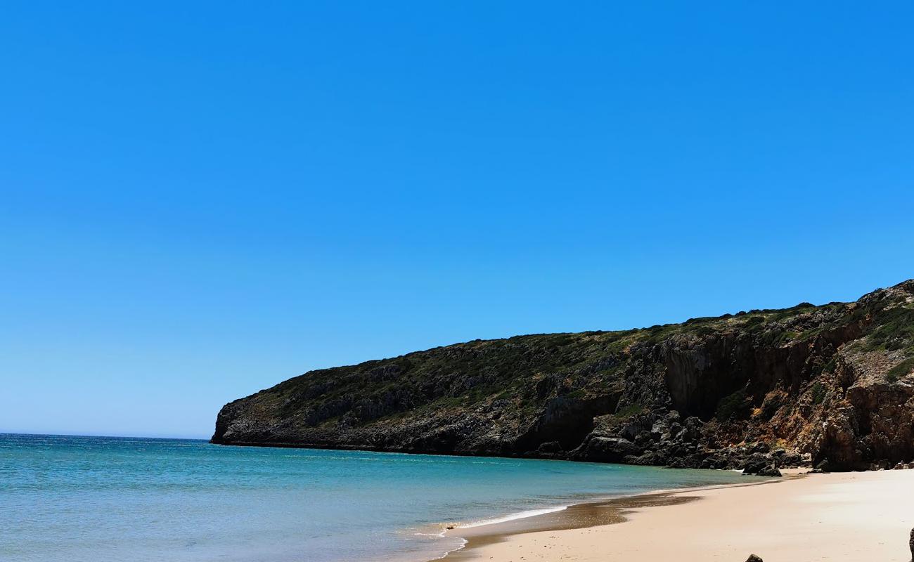 Praia das Furnas'in fotoğrafı parlak ince kum yüzey ile