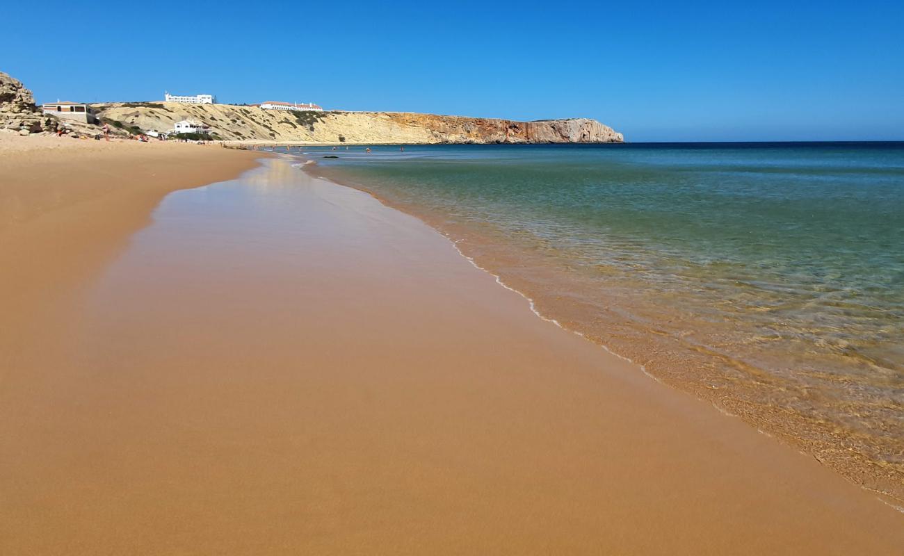 Praia da Mareta'in fotoğrafı parlak kum yüzey ile