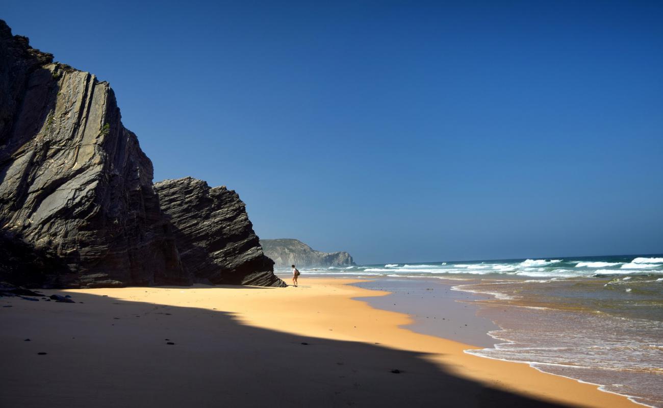 Barriga Beach'in fotoğrafı parlak kum yüzey ile