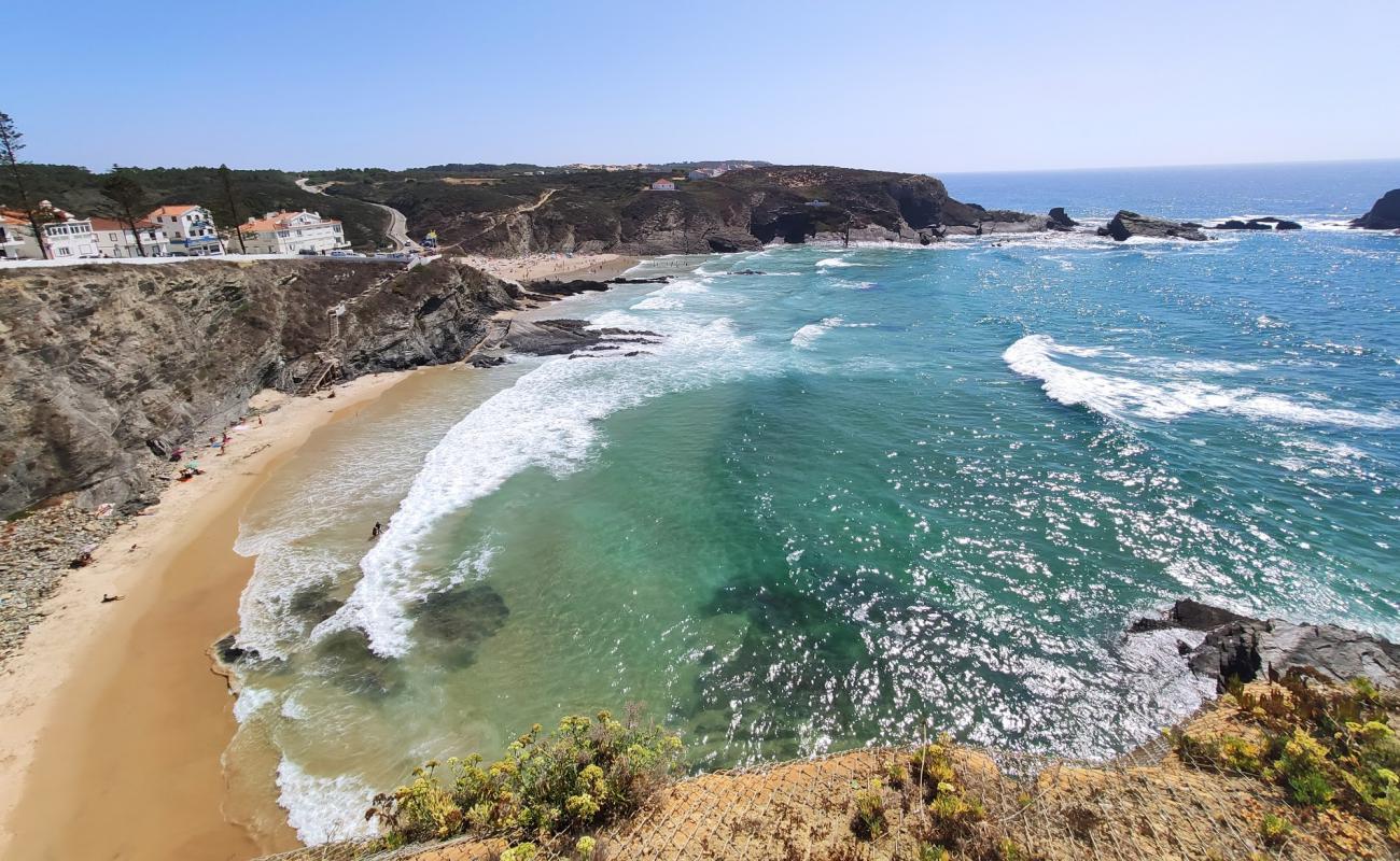 Zambujeira do Mar'in fotoğrafı parlak ince kum yüzey ile