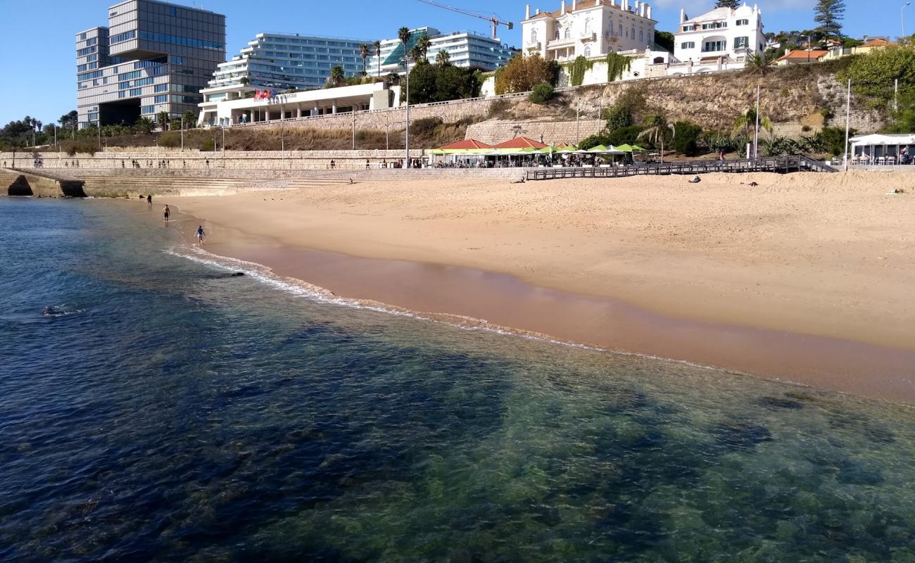 Praia das Moitas'in fotoğrafı parlak kum yüzey ile